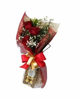 thumb-premium-buque-de-03-rosas-vermelhas-com-ferrero-rocher-de-8-0