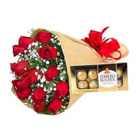 Promoção do dia -  Buque Com 12 Rosas Vermelhas No Pardo e Ferrero c/08